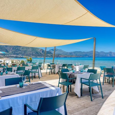 Hotel La Battigia Alcamo Marina Bagian luar foto
