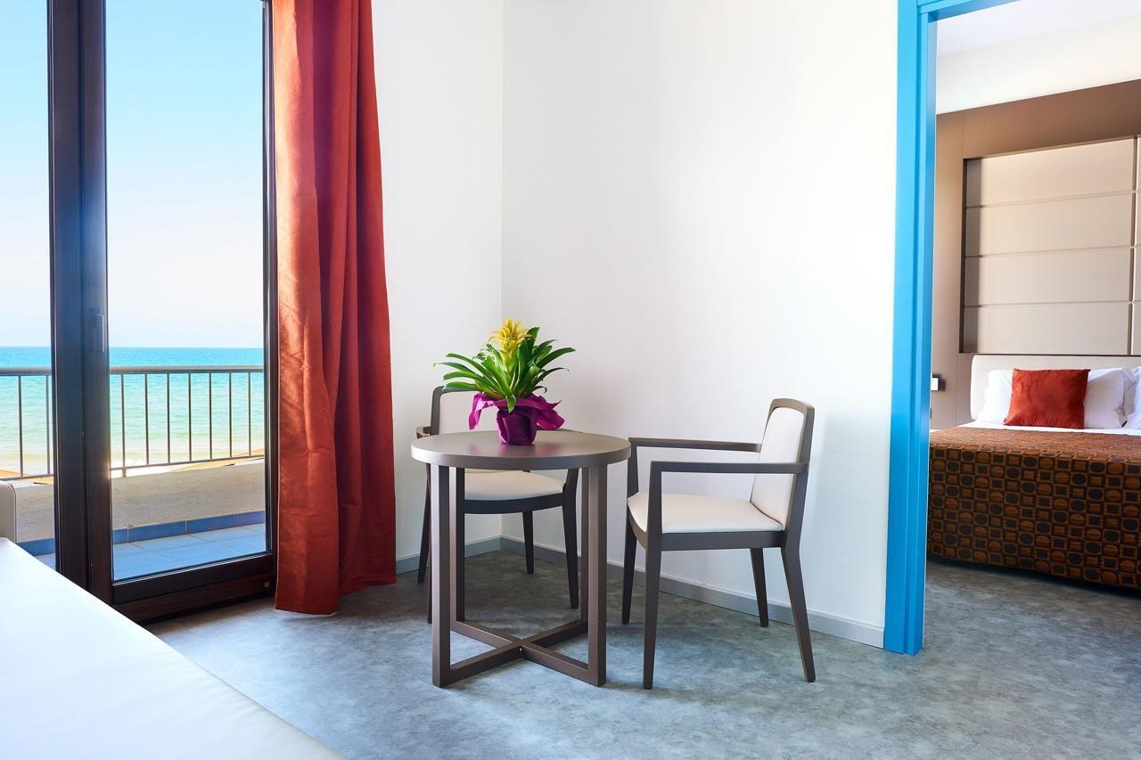 Hotel La Battigia Alcamo Marina Bagian luar foto