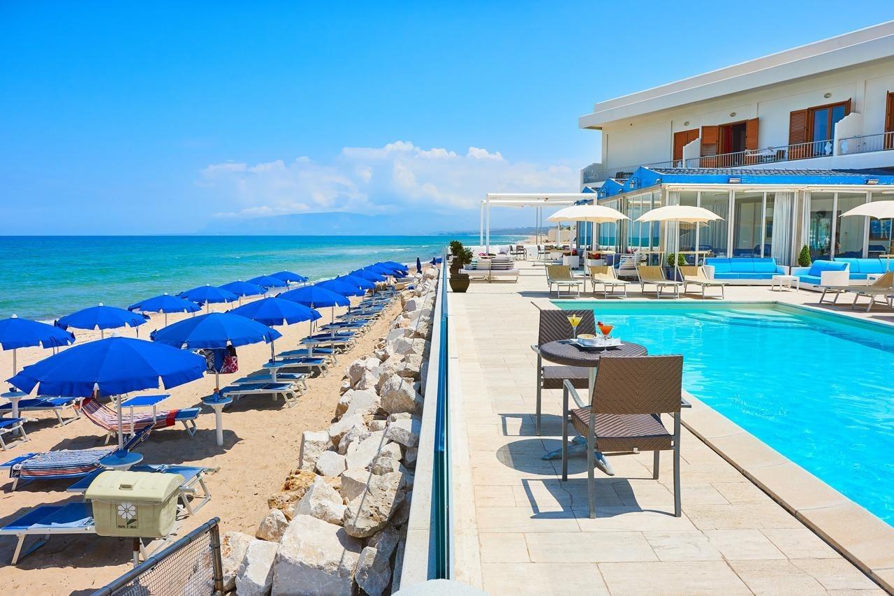 Hotel La Battigia Alcamo Marina Bagian luar foto