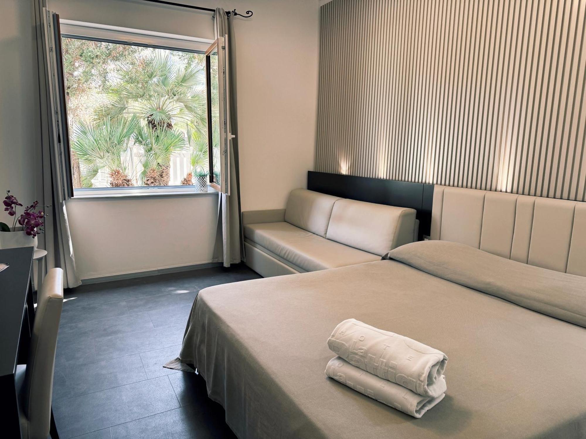 Hotel La Battigia Alcamo Marina Bagian luar foto